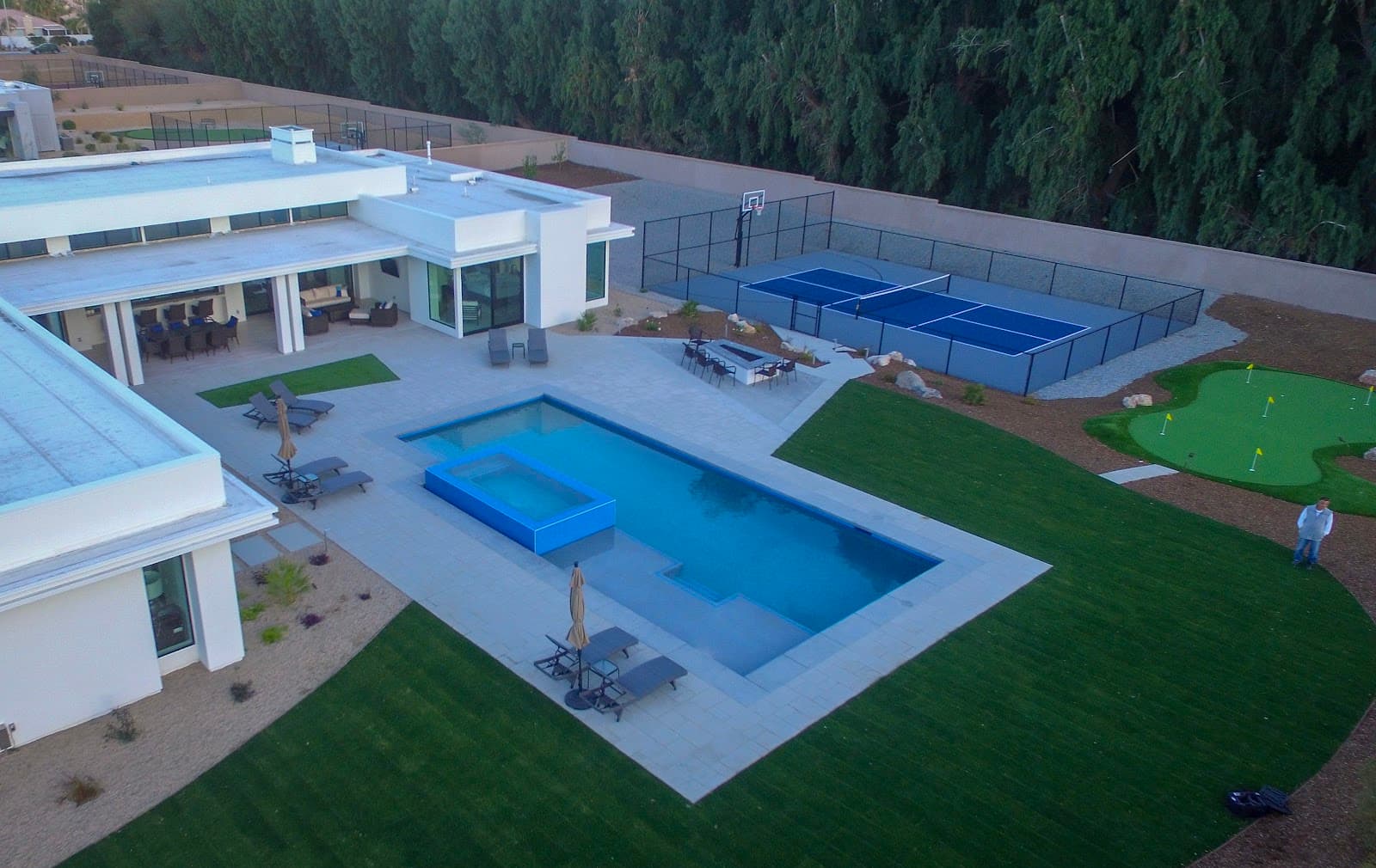 Weekly Pool Cleaning photo 4
